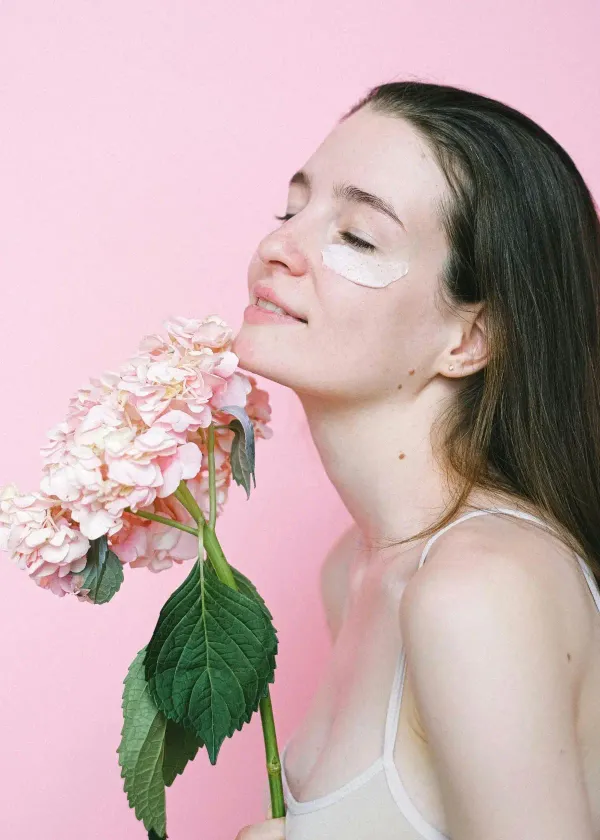 Under-Eye Creams Unveiled: The Secret Sauce That Makes Wrinkles Wave the White Flag!