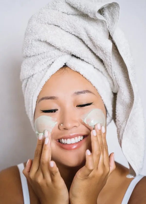 Wrinkle Whisperer: Master the Art of Choosing the Ultimate Under-Eye Cream and Unleash Your Youthful Glow!